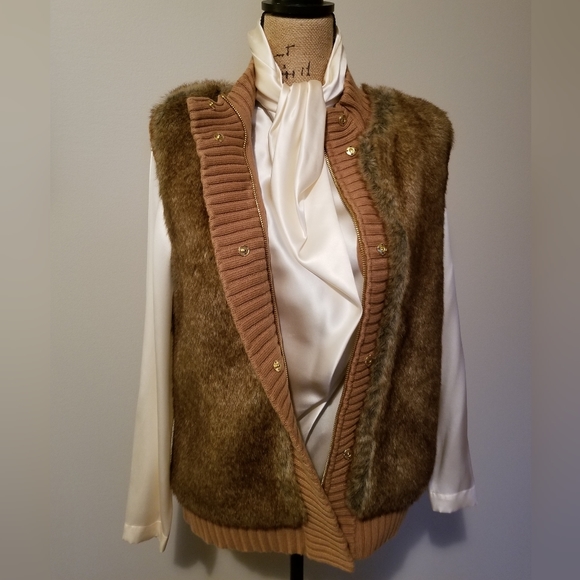 Chocolate Mocha Faux Fur Knit Sweater Vest - Picture 3 of 11